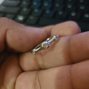 Ippolita 3 stone  diamond stardust ring